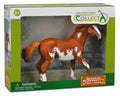 CollectA - 89806 - MUSTANG HENGST CHESTNUT OVERO  1:12 DELUXE WINDOW BOX