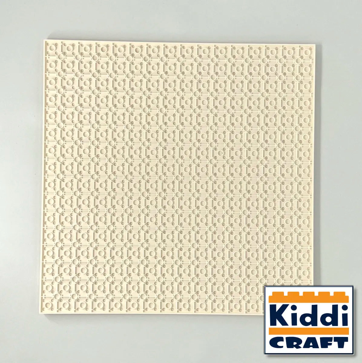 Kiddicraft - Stackable Baseplate 32 x 32 Noppen (25,5 x 25,5cm) - Weiß